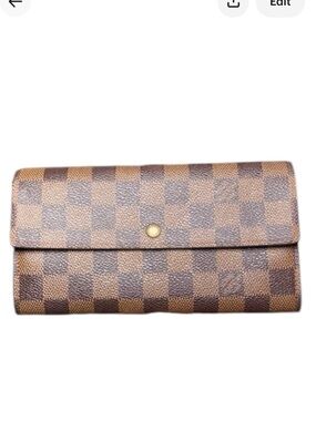 Louis Vuitton Sarah wallet
